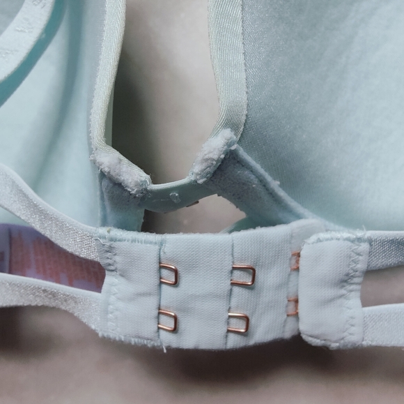 EUC Savage X Fenty Light Blue Microfiber T-shirt Bra, Sz 34A - Picture 7 of 12